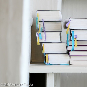 Liederbücher gestapelt